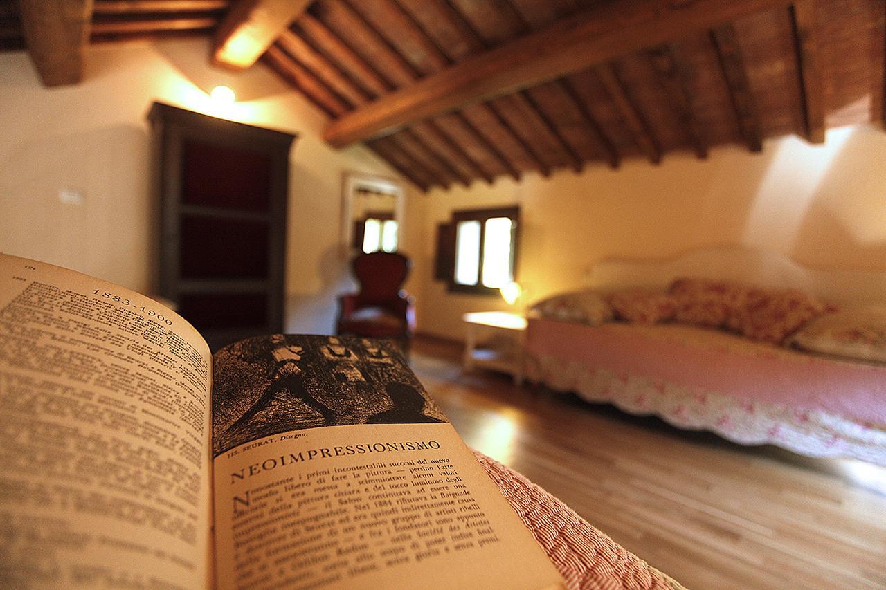 Appartamento con 2 Camere da Letto e Vista Piscina
